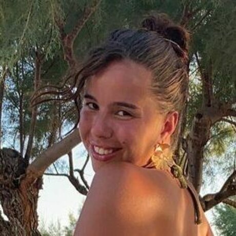 Laracroftgains beautiful pornstar pics