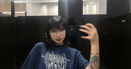 Sarynthia perfect model galleries