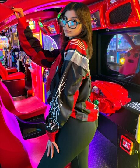 Taba Ardestani Profile pic