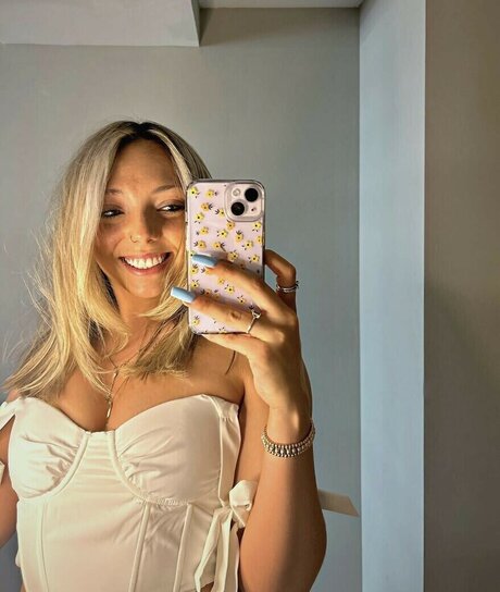 Bree Delio star hd pic