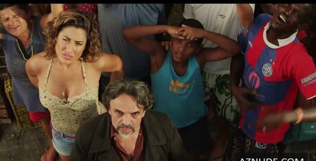 Giselle Iti_ sexy star pic