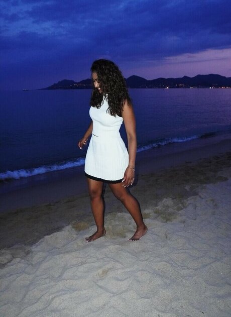 Deja Kelly star adult photos