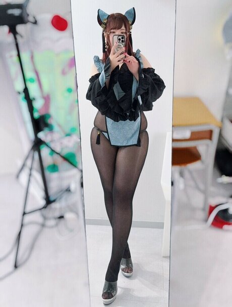 miinyan73 beautiful actress image