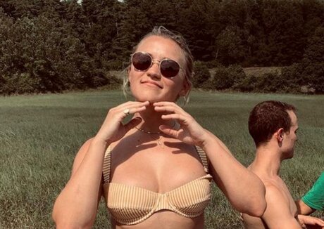 emilyosment model art pics