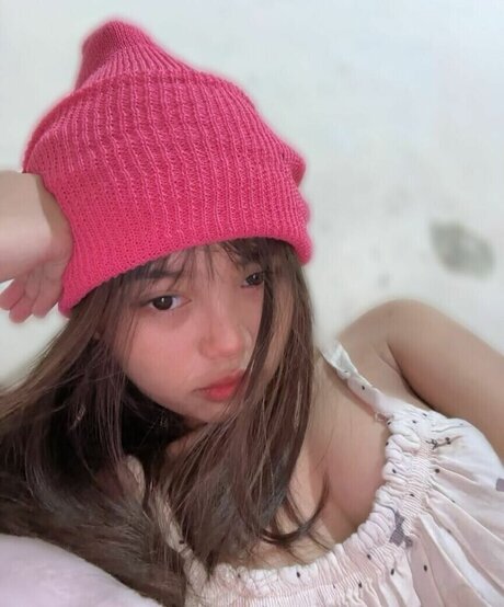 Riska Saputri pornstar erotic photo