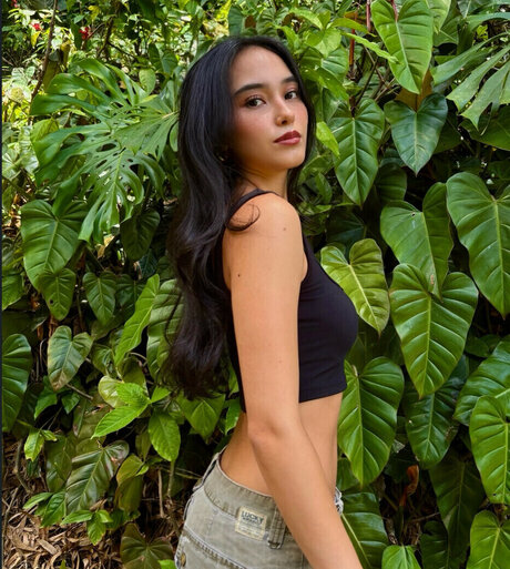 Aria Tehani Miller nice actress pic