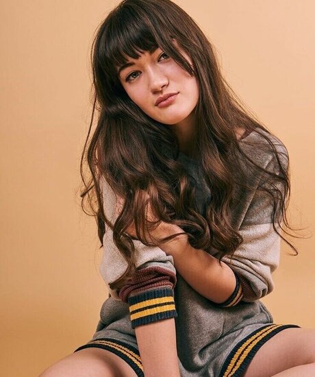 Isa Briones sexy star picture