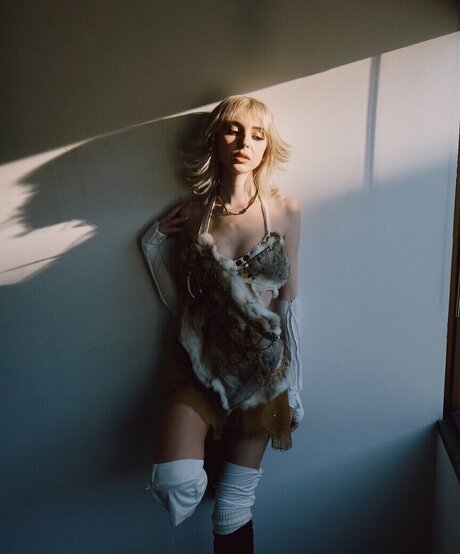 Sophie Powers art actress pics