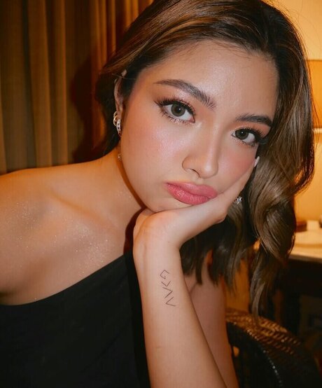 Lianne Valentin art star pic