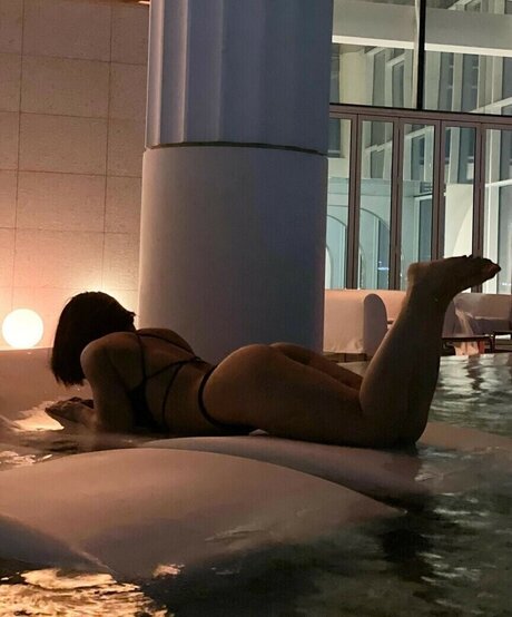 Hellini fit star hot pictures