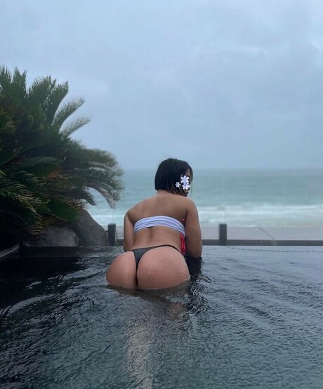 Hellini fit free actress archive