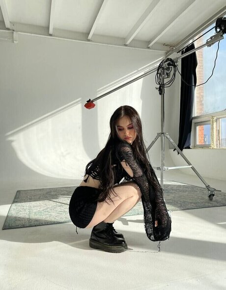 chr1swave art actress pics