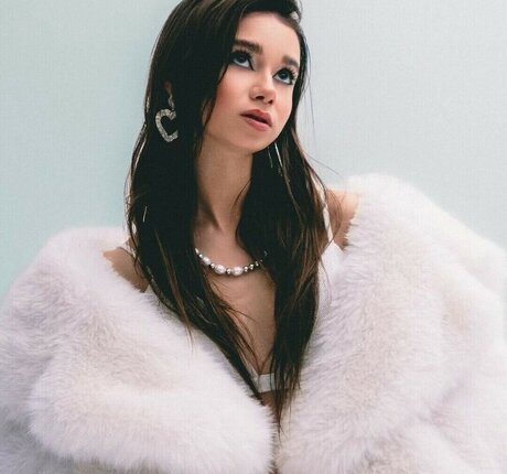 Leytink pornographic model img