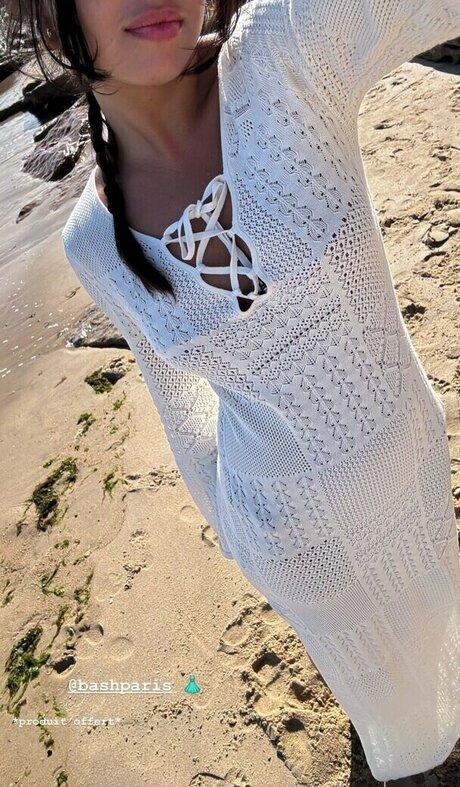 elise cm erotic actress pic