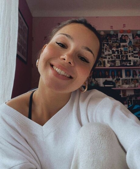 elise cm perfect pornstar pictures