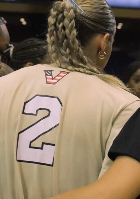 Taryn DeWese top actress photos