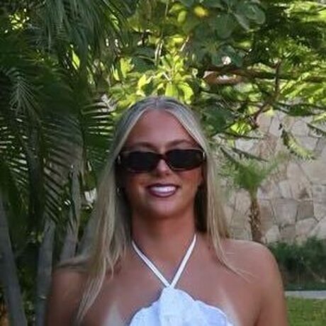 Taryn DeWese sex actress photo