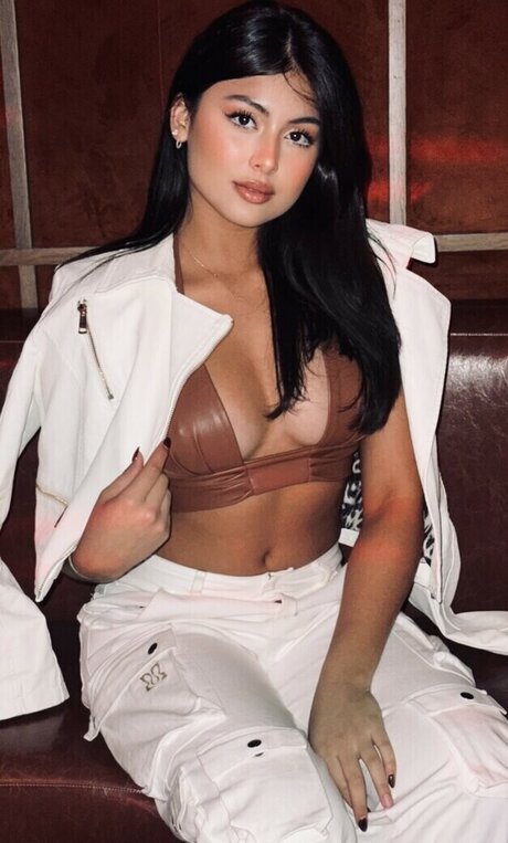 Valeria Guerra pornstar adult galleries