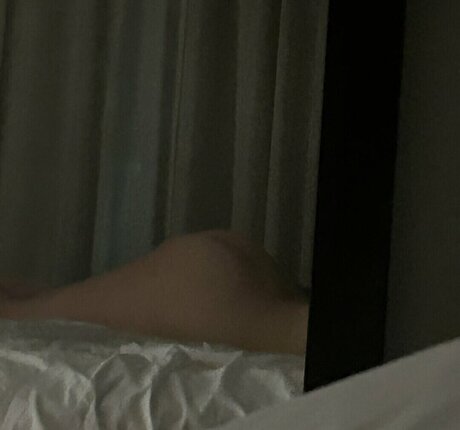 cy aannn model free image