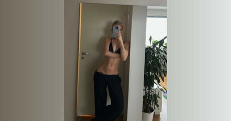 Annagretaaaa beautiful actress gallery