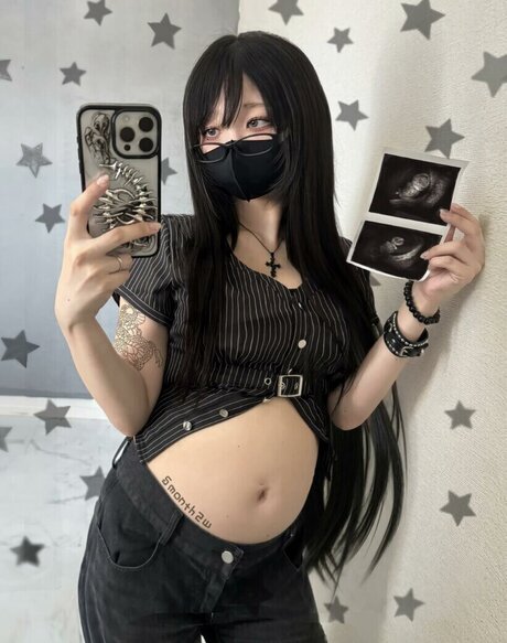 eye shiny pornstar erotic picture