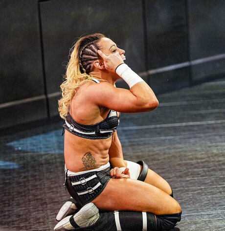 WWE Zoey Stark model picture