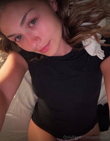 emilauri model hd gallery