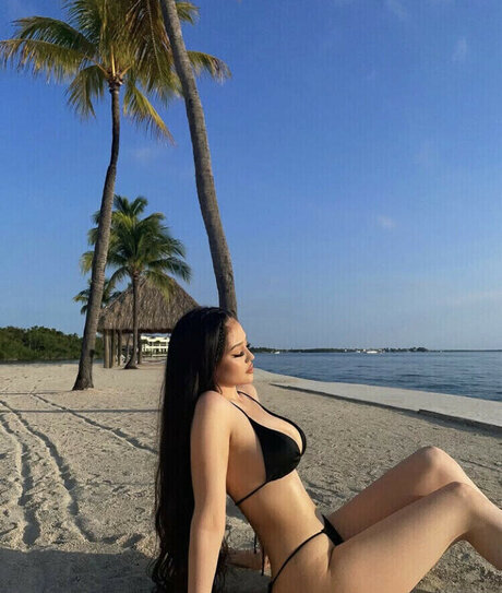 Bbyedith naked pornstar galleries