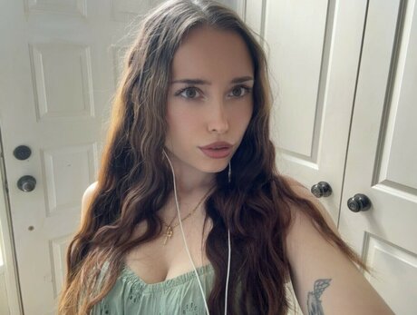 Claudzmo high quality model gallery