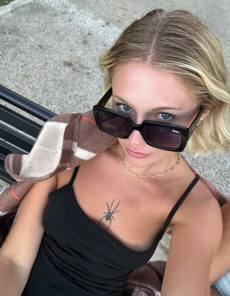 Lillersxoxo perfect pornstar images