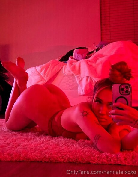 Hannaleixoxo star photos