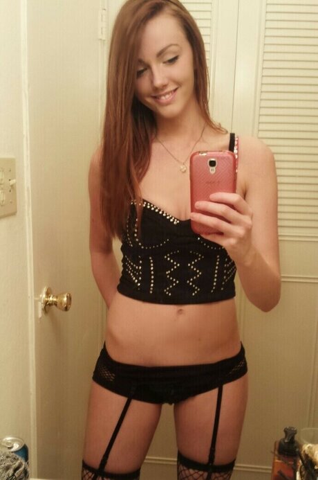 BrittanyCutie model free pics