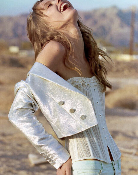 Frida Gustavsson star hd pic