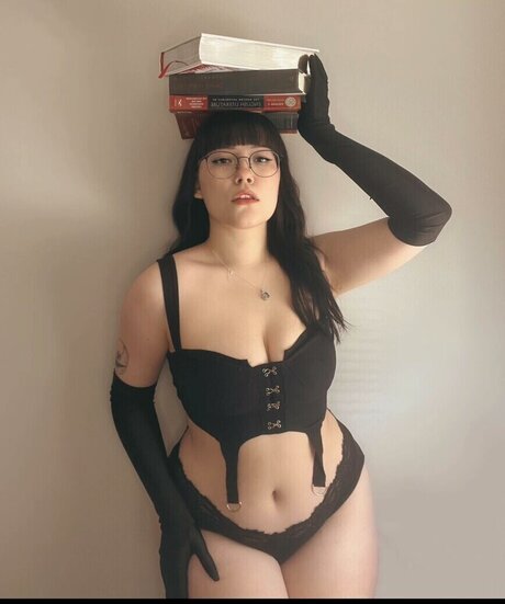 saint miau art actress picture