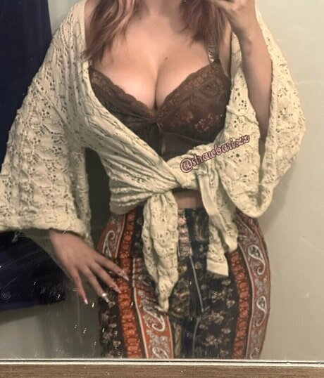 strawbarizz actress image