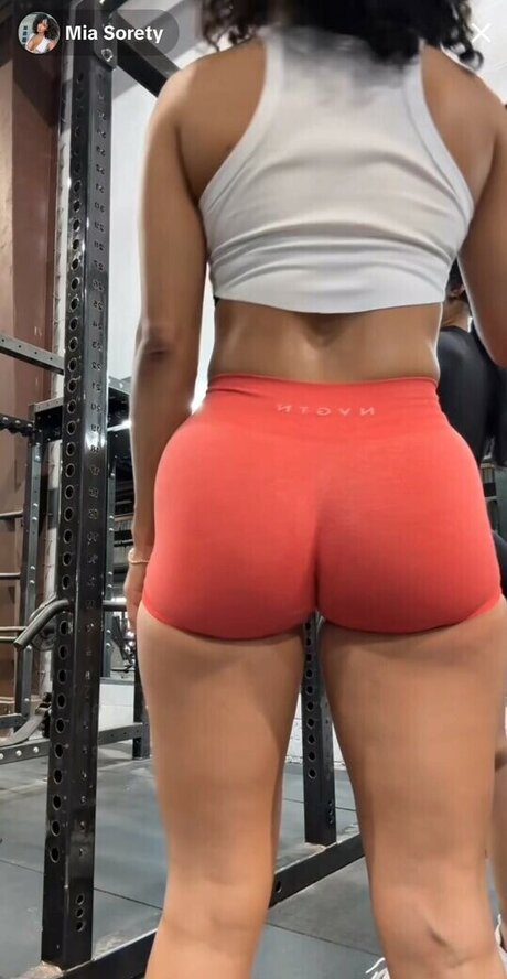 Mia Sorety hot actress photos