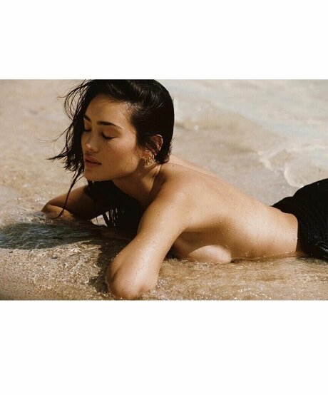 Elizabeth Wood beautiful actress archive