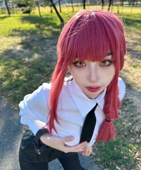 mollyshen pretty actress image