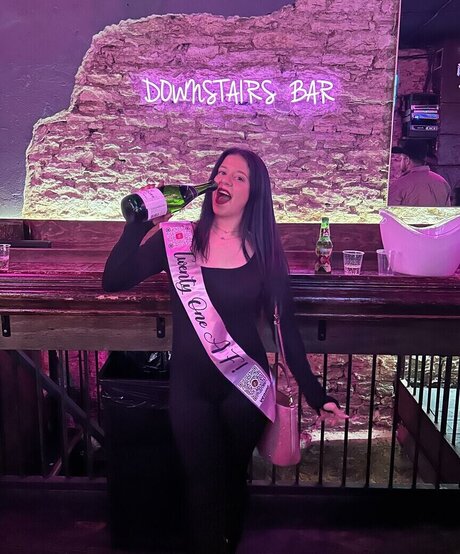 courtn3y thompson model free pic