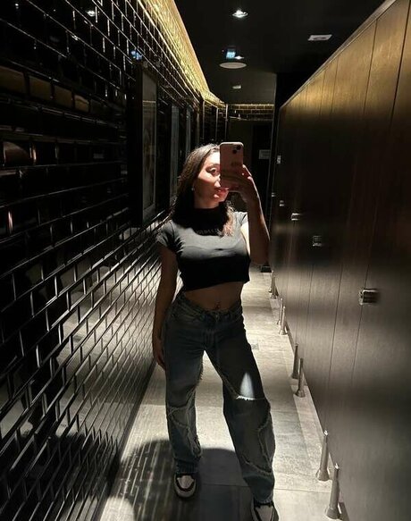 Maria Luna xxx actress gallery