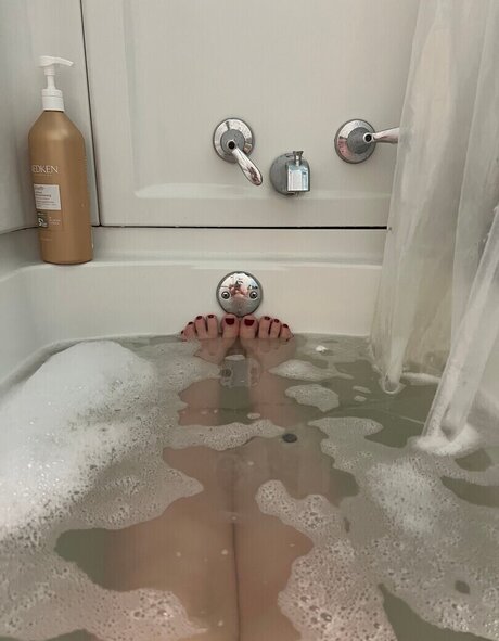 mmfluvah free actress pic