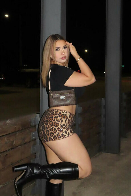 Citlalli b free actress pic