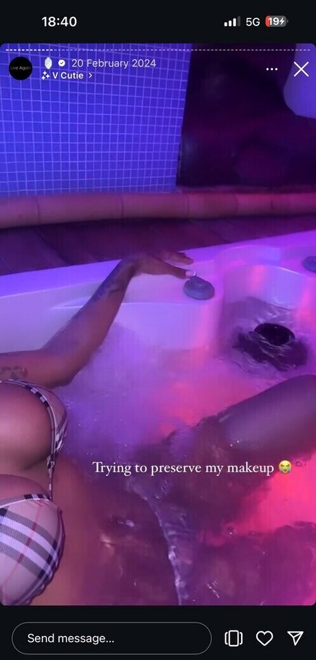 barbieoxxo naked star img