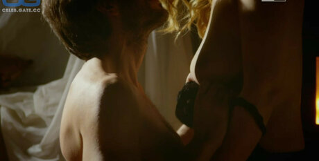 Vanessa Incontrada sexy model pictures