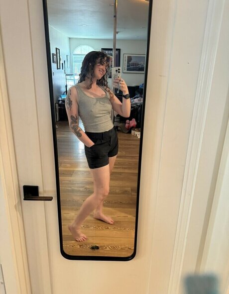 Tunnelsnakesfool star exclusive galleries