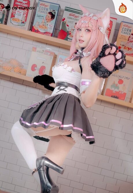 Plathong naked model pictures