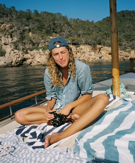 Dorit Revelis pornographic model gallery