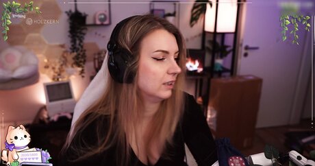 Inzaynia hot star galleries