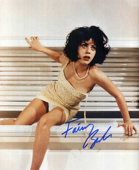 Fairuza Balk pretty pornstar img