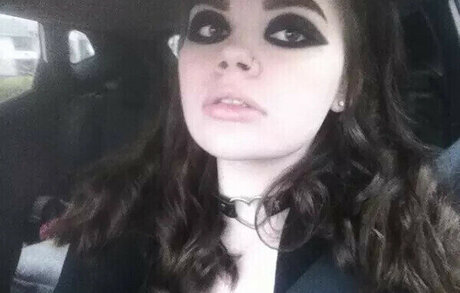 Fallenshadow nude star photo